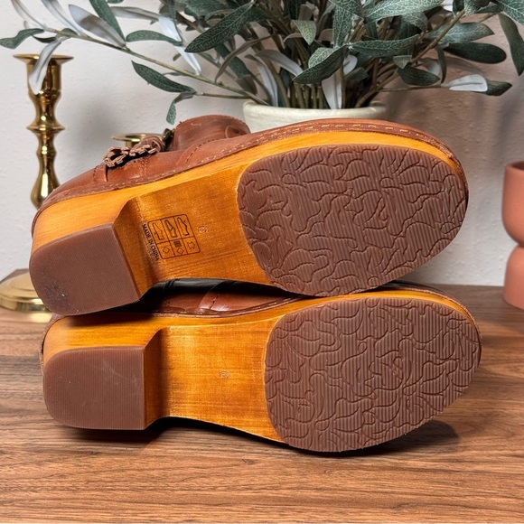 Patricia Nash Women's 6 Brown Leather Rafael Tasseled Ankle Clog Booties Chunky - Picture 7 of 8